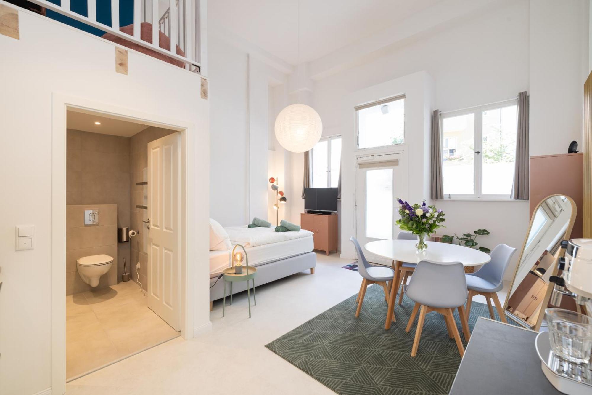 Great 2-Room Loft With 2 Bathrooms And 2 Kitchen Berlin Exteriör bild