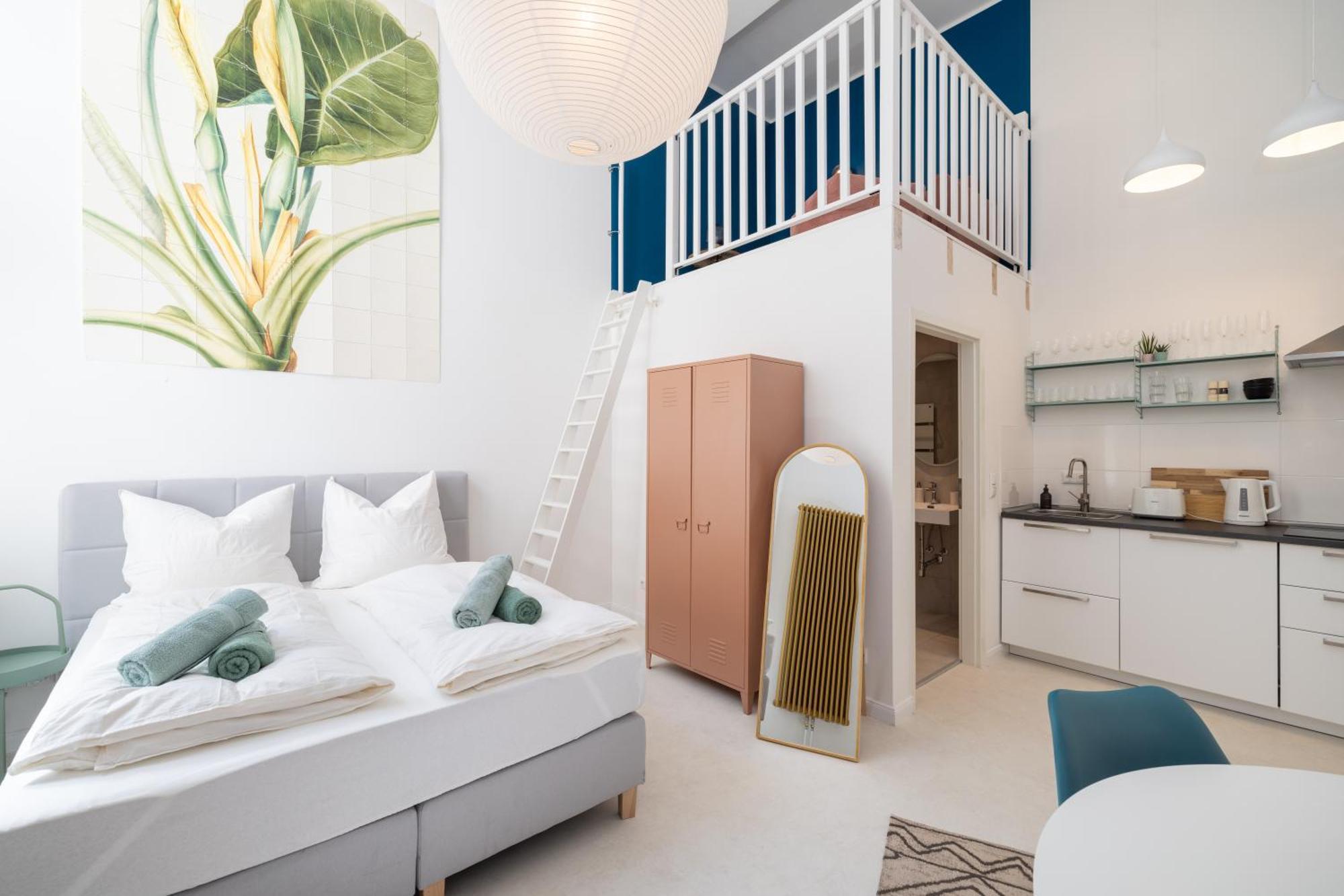 Great 2-Room Loft With 2 Bathrooms And 2 Kitchen Berlin Exteriör bild